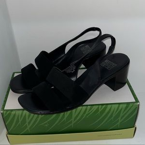 Mootsies Tootsies black sandals